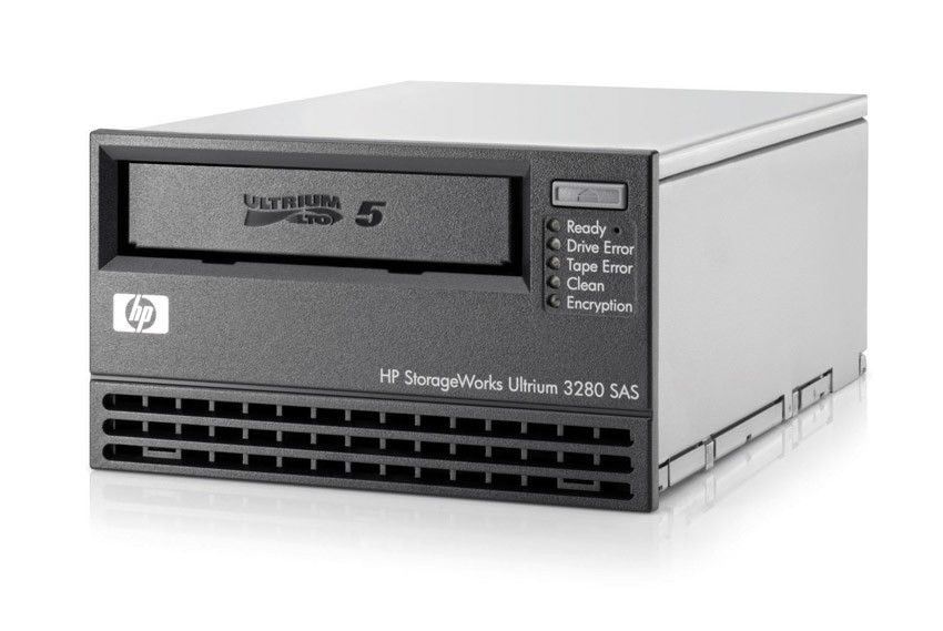  HP StorageWorks Ultrium 3280 SAS Tape Drive, Int. (Ultr.1, 5, 3TB; incl. HP Data Prot.Expr.SSE; 1data ctr, 1cln ctr; int SAS cbl SFF8087, SFF8087; OBDR)